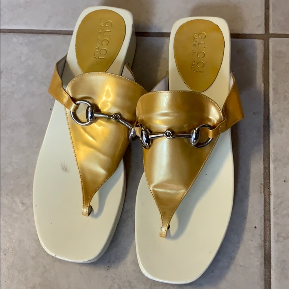 Gucci sandals size 6 B